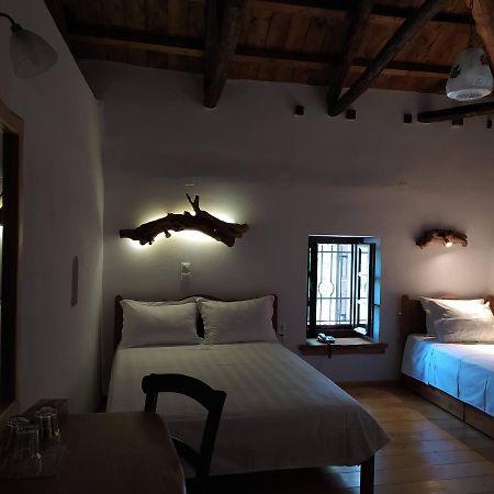 Sabouko Guest House Vizitsa Esterno foto