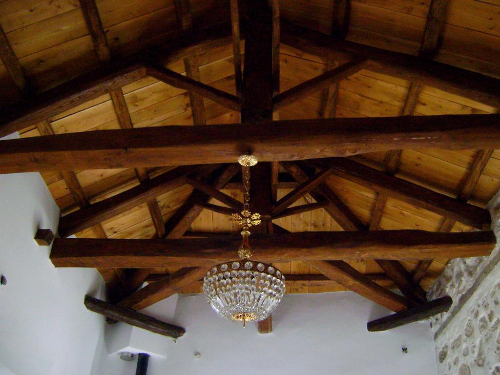 Sabouko Guest House Vizitsa Esterno foto
