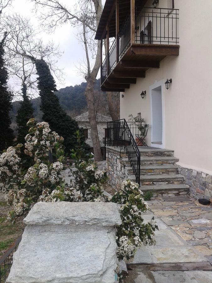 Sabouko Guest House Vizitsa Esterno foto