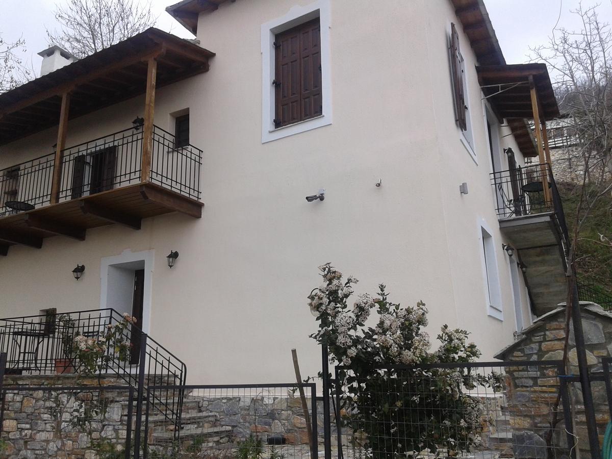 Sabouko Guest House Vizitsa Esterno foto
