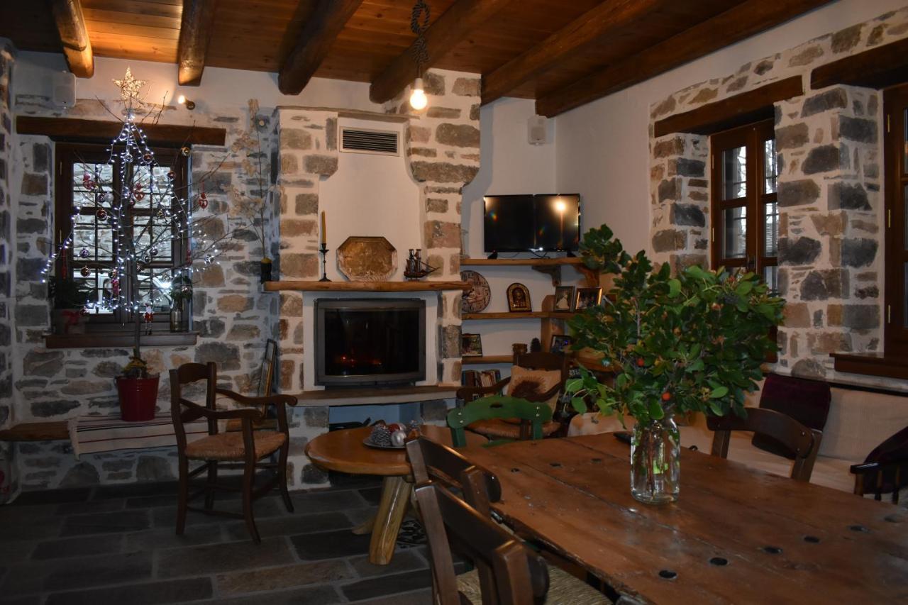 Sabouko Guest House Vizitsa Esterno foto